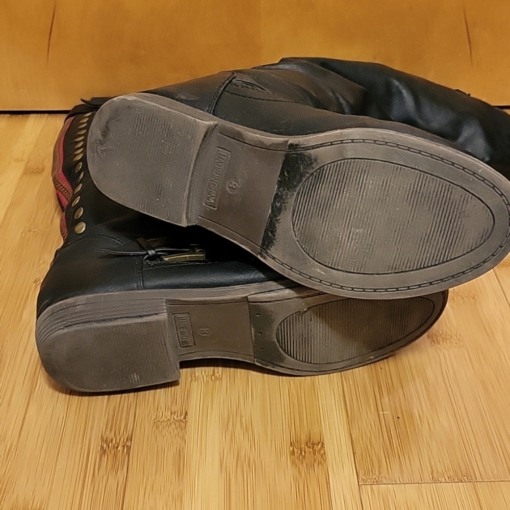 Boots - Picture 2 of 2